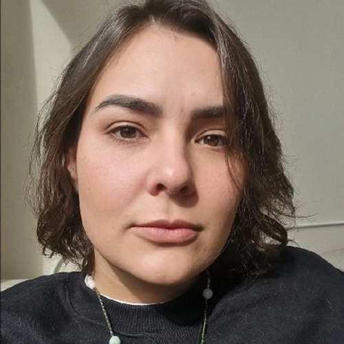 Tainá Brito Hibrio